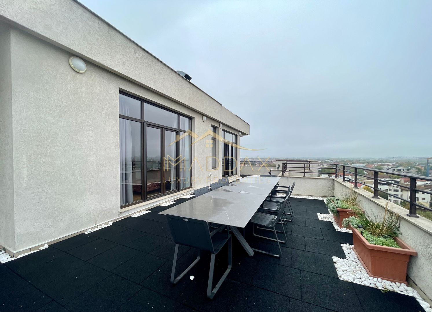 Penthouse exclusivist**250 MP//Terasa 120 mp**4 Camere//Erou Iancu Nicolae - Poză 11