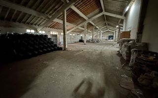 Spatiu industrial de inchiriat/vanzare/ 2052mp/ Zona Ernei - Poză 7