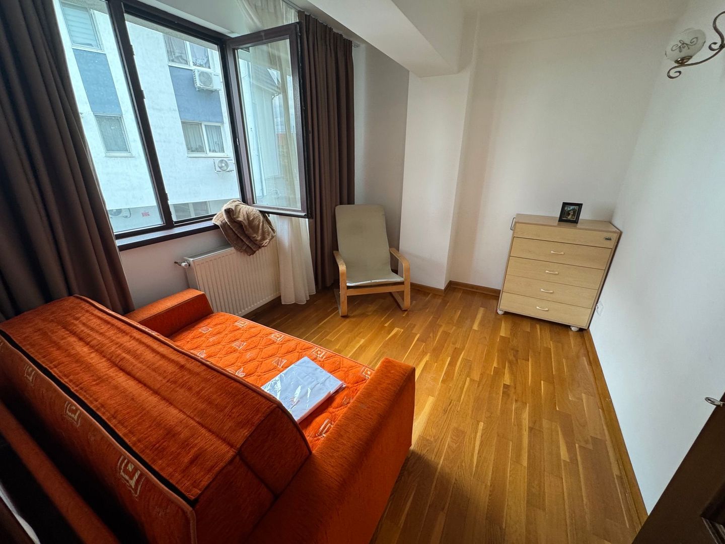Apartament 4 camere Otopeni 23 august , costuri mici - Poză 4