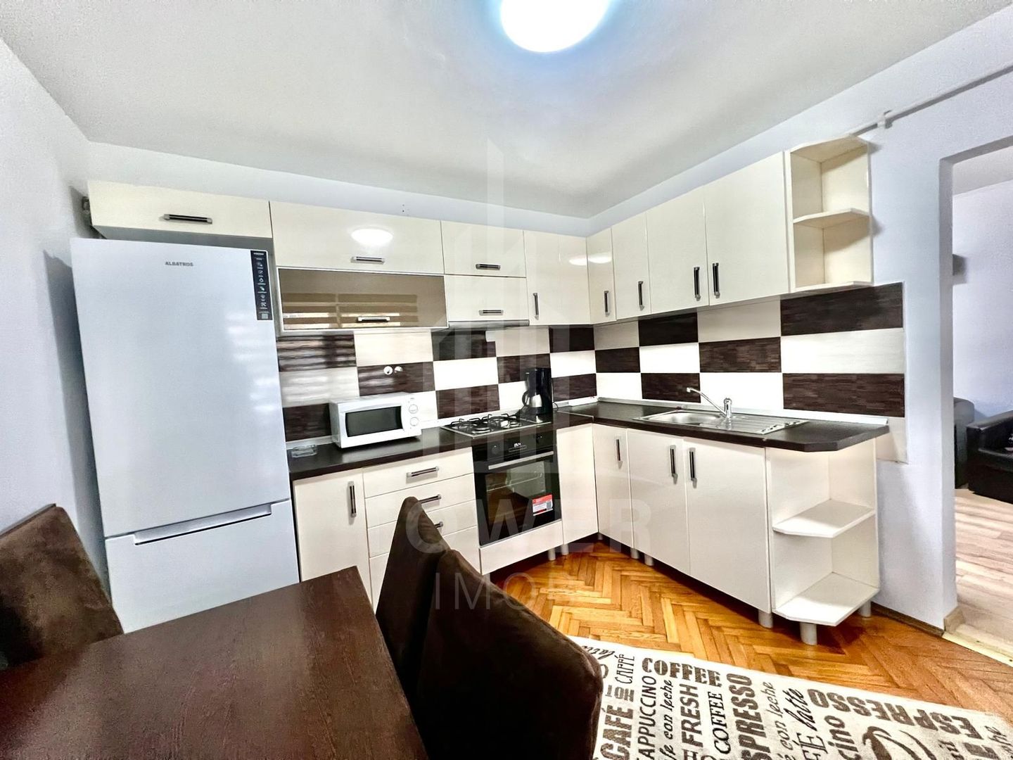 TOWER IMOB vă propune spre vânzare un apartament cu 3 camere - Poză 3