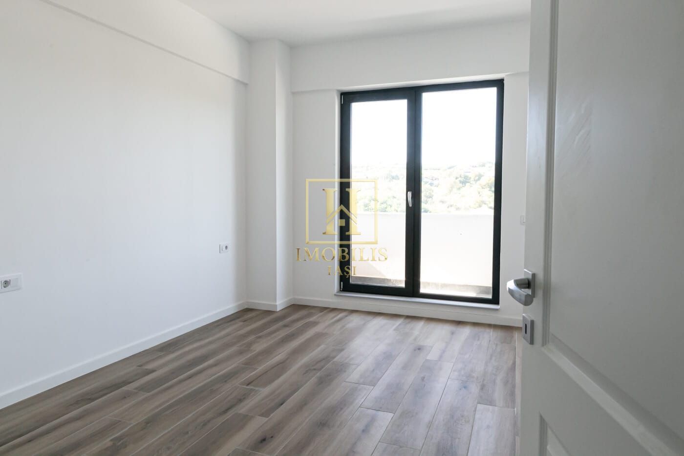 MUTARE IMEDIATA! Apartament 2 camere Dec 63 mp 117000E-Bucium - Poză 3