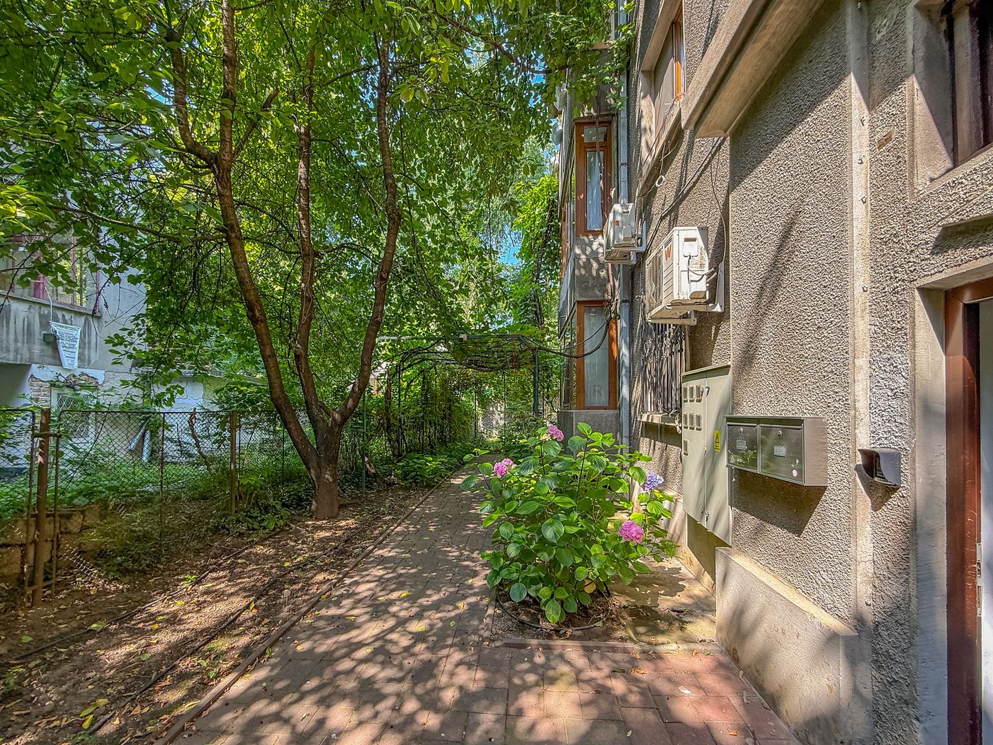 3 camere zona Capitale - Poză 23