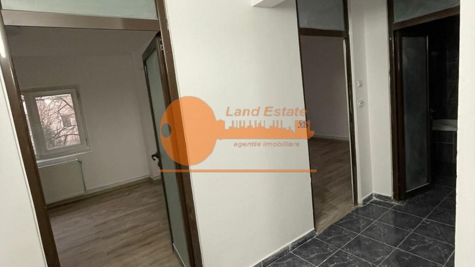 3 camere Lujerului - Orsova ( centrala termica ) - Poză 1