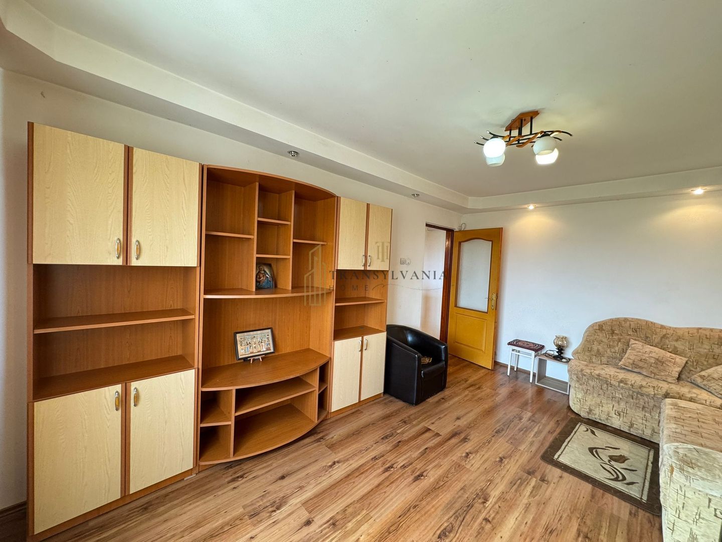 Apartament 2 camere decomandat, etaj intermediar, Cartier Vasile Aaron - Poză 3