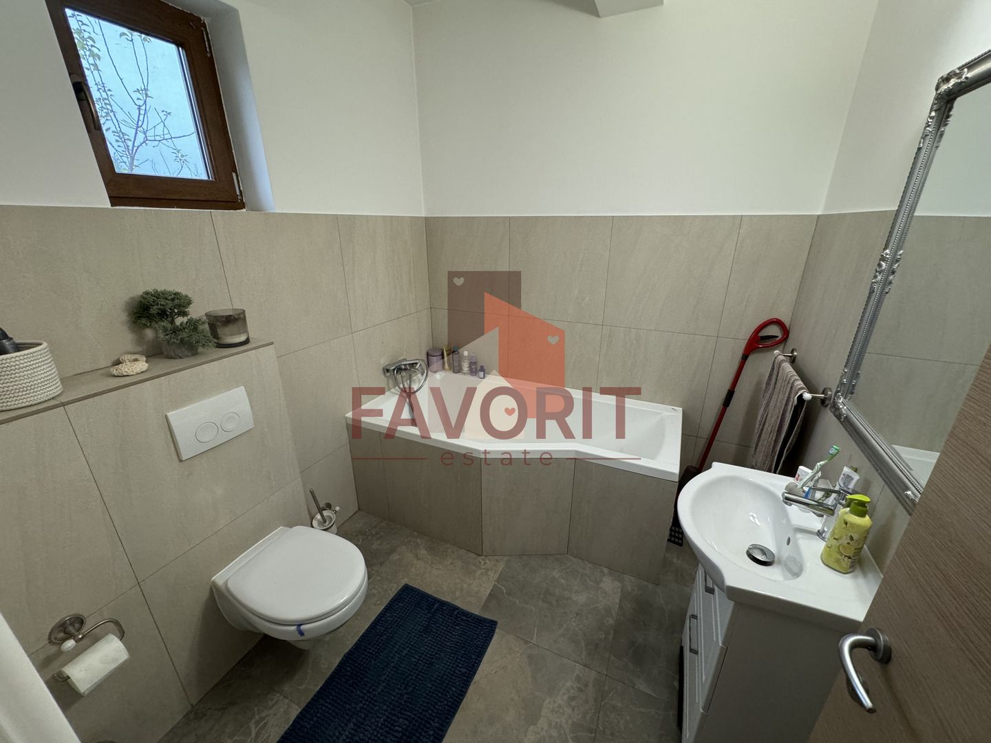 Casa cu garaj, langa padure in Dumbravita, mobilata si utilata - Poză 12