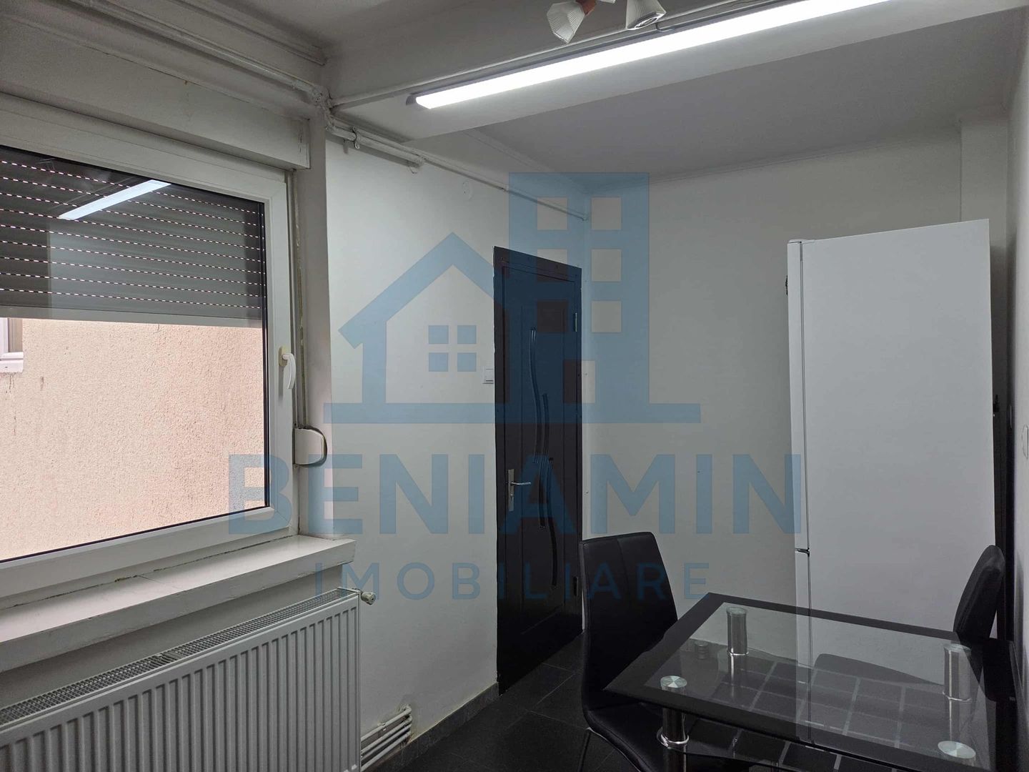 Apartament luminos cu 3 camere, mobilat, în zona Rovine/Piața Gării - Poză 13