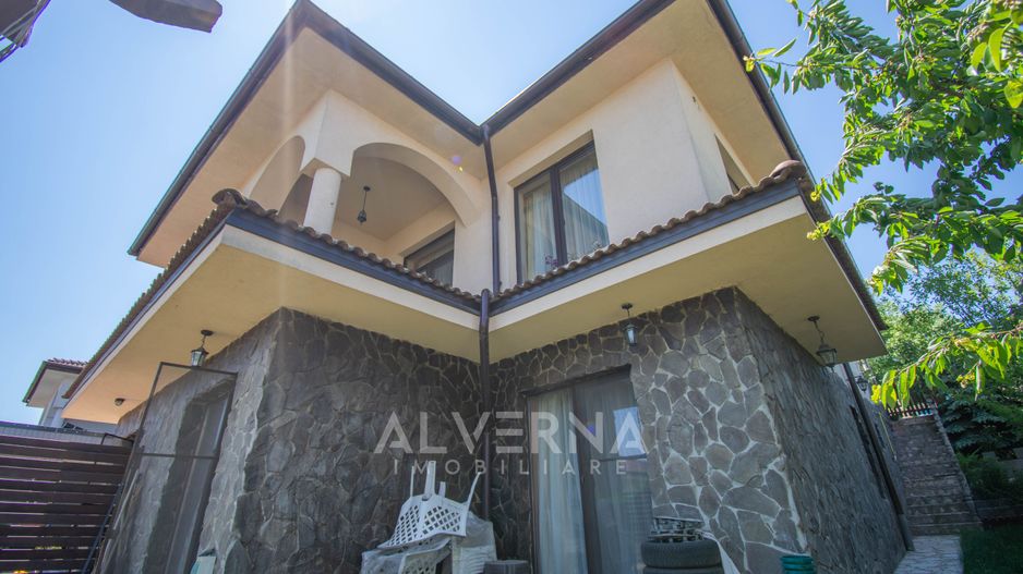 Duplex 120 mp, 4 camere, 2 bai, mobilat si utilat, curte, zona Teilor - Poză 6