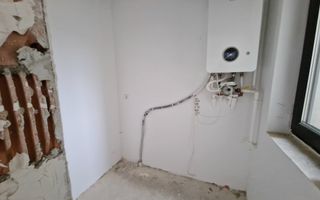 Duplex spatios despartit prin camera tehnica cu 5 camere | Urseni - Poză 13