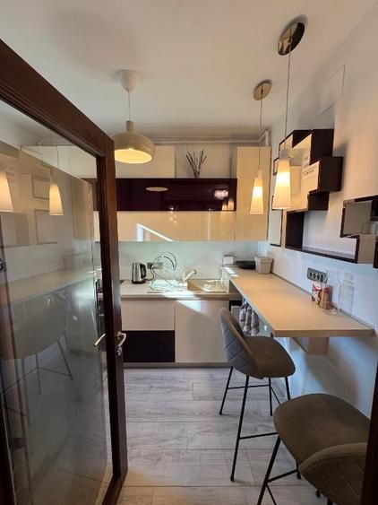 Apartament 3 camere complet utilat/mobilat Decebal/Alba Iulia - Poză 7