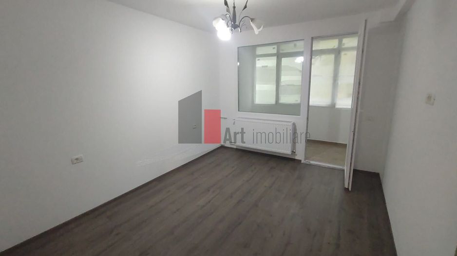 Vânzare apartament 3 camere Piața Reșița - Poză 14