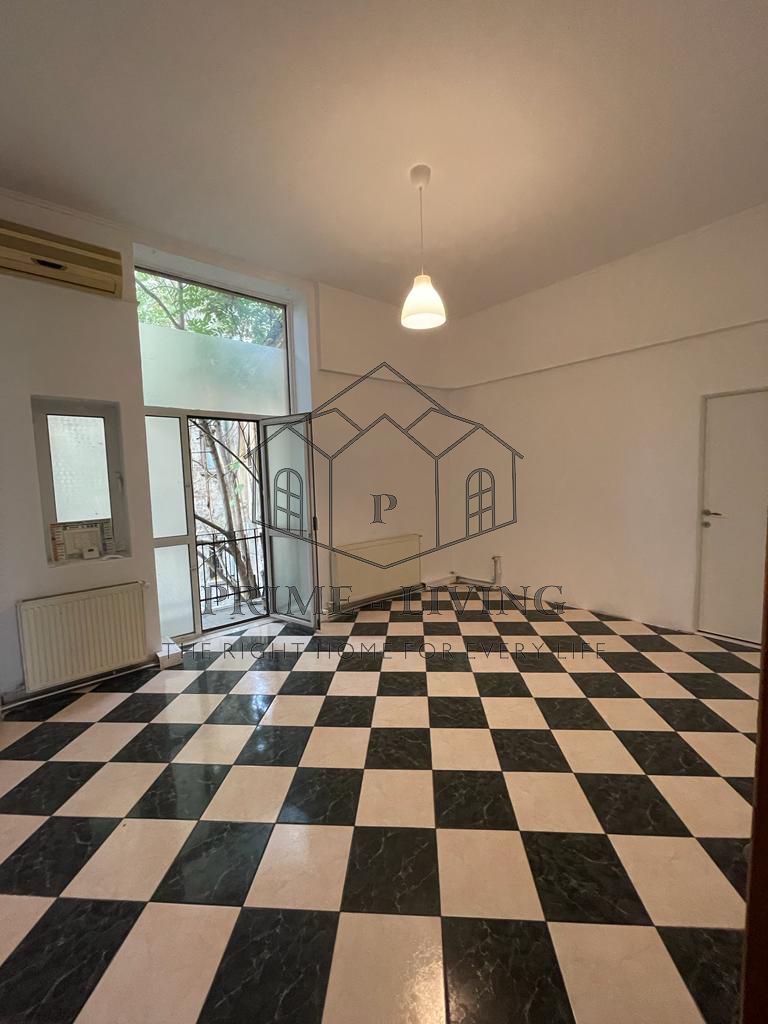 Apartament de 5 camere cu destinatia birou de inchiriat - Poză 5