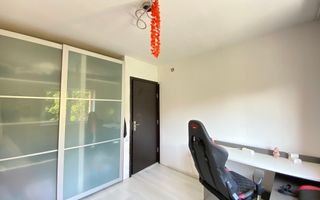 Apartament 3 camere decomandat cu balcon si parcare, zona Gruia - Poză 10