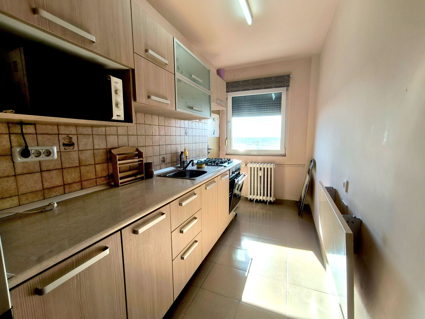 Apartament 3 camere, decomandat zona Lebada-Pizza 5 Colturi - Poză 6