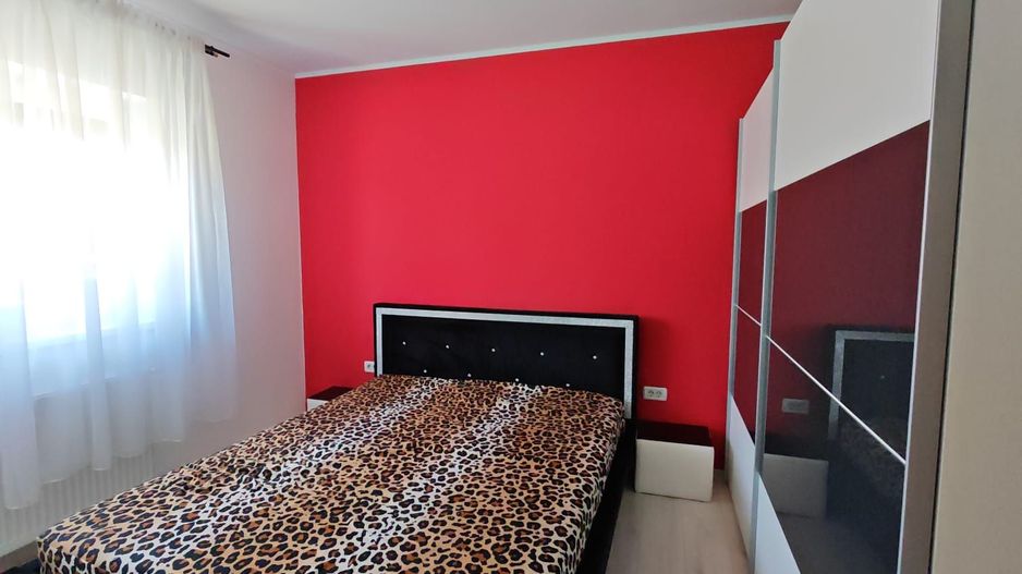 Giroc-Zona planetelor | 2 Camere | Etaj 1 | Mobilat si Utilat - Poză 7