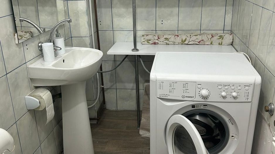 Vând casă zonă semicentrală - Poză 6