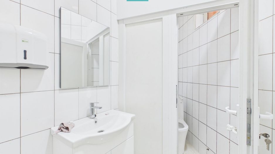 Ioșia: două spații vitrate, unire posibilă - Poză 8