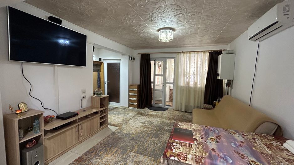 Vila P+M zona noua de vile Navodari - Poză 4
