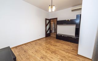 Apartament luminos, completat de spații utile și confortul de care ai nevoie! - Poză 5