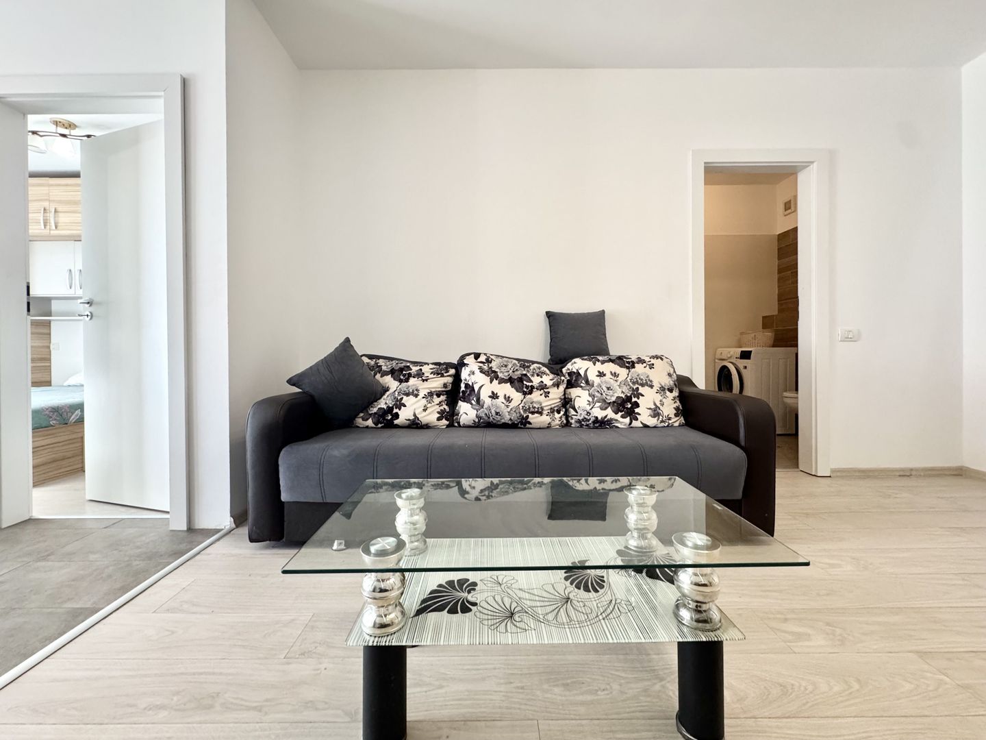 Apartament 2 camere elegant, aproape de centru, complex modern - Poză 2