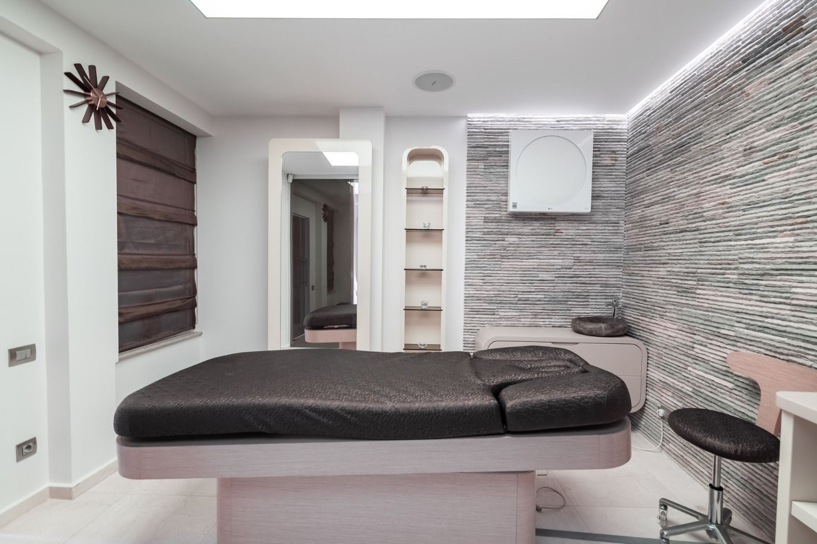 Vilă design spectaculos 120mp 8 parcări Resedinta sau Office - Poză 22