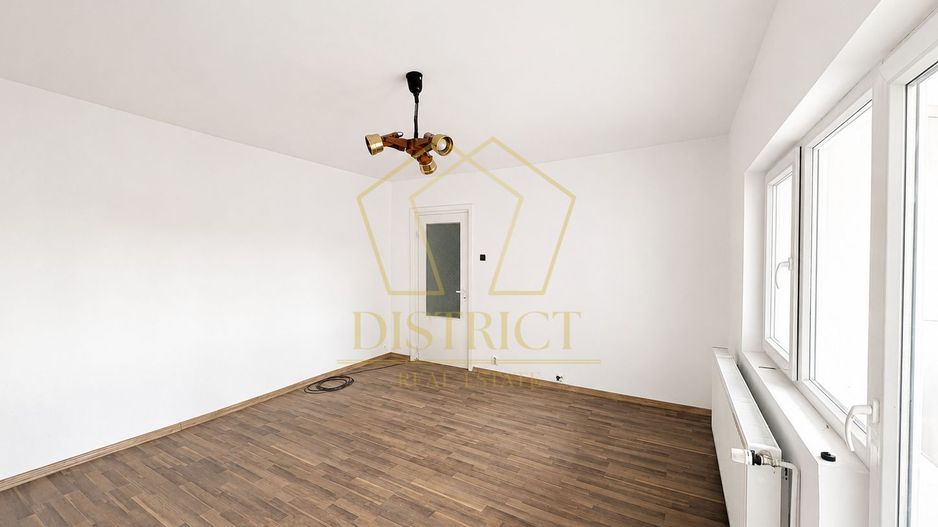 Apartament spațios cu 3 camere si 2 bai | Bucovina - Poză 3