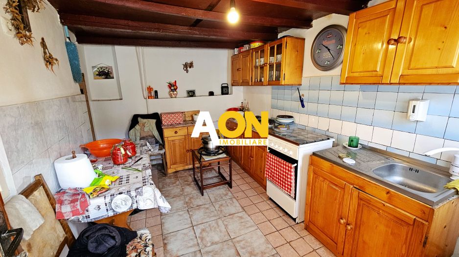 Casa 3 camere, 890 mp teren, mobilata, utilata, Barabant - Poză 22