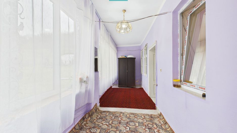 Casă cu teren de 24.679,73 mp, în Hălmagiu, Arad - Poză 4