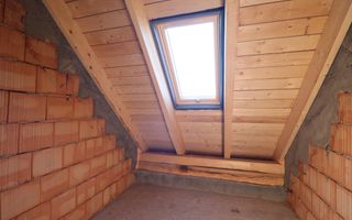 Casa superba si spatioasa, situata in Salicea! - Poză 9