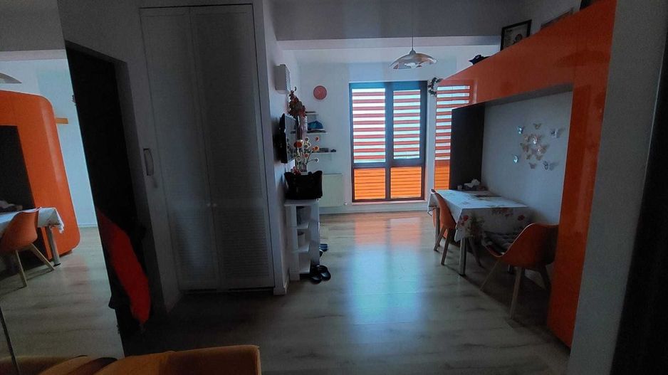 AP. 3 CAMERE LAMINORULUI, LOC PARCARE, BLOC NOU, MOBILAT, COMISION 0% - Poză 3