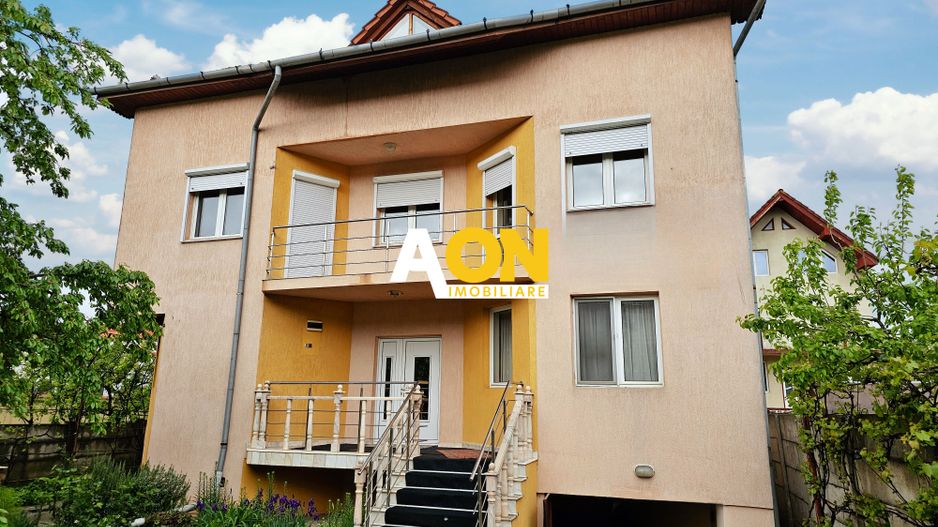 Casa S+P+1+M, pretabila pentru birouri, 300 mp teren, Cetate - Poză 1