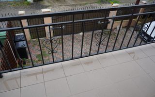 Casă familială spațioasă în zonă liniștită | Sângeorgiu de Mureș | - Poză 18