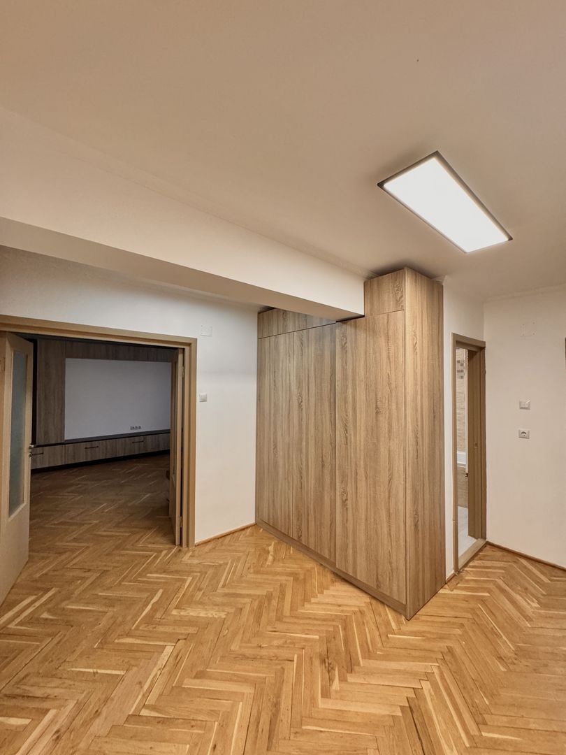 Apartament 3 camere, zonă centrală Oradea - Poză 13