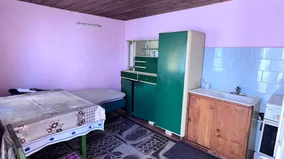 Casa de vanzare cu 3 camere, zona Schit - Poză 7