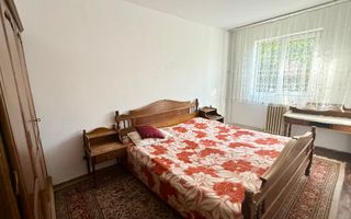 APARTAMENT 4 CAMERE - Poză 2