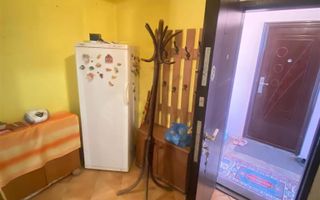 Apart la casa Bogdanestilor  curte  acces cu masina centrala proprie - Poză 13