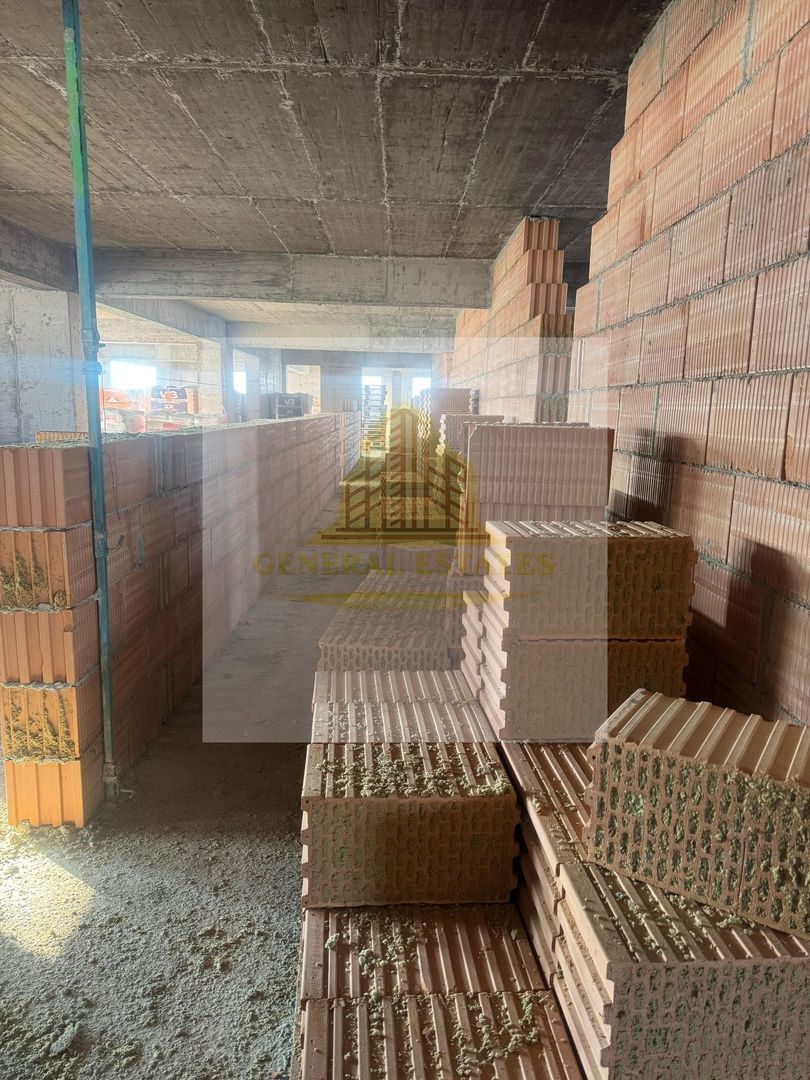 Apartament cu 3 camere, Tractoru, Brasov - Poză 11