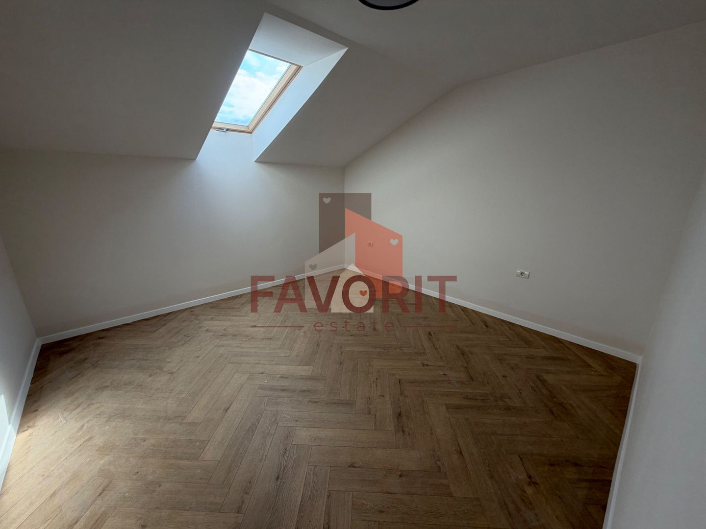 NOU. Disponibil imediat. Decomandat. Zona Soarelui - Poză 6