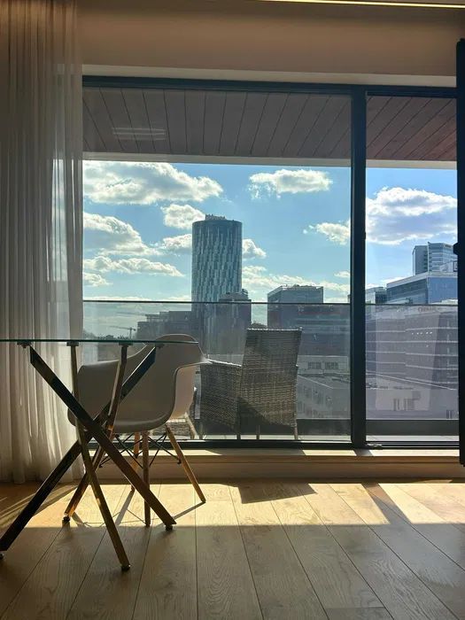 Apartament modern cu 2 camere în Nusco City, confort și priveliște - Poză 4