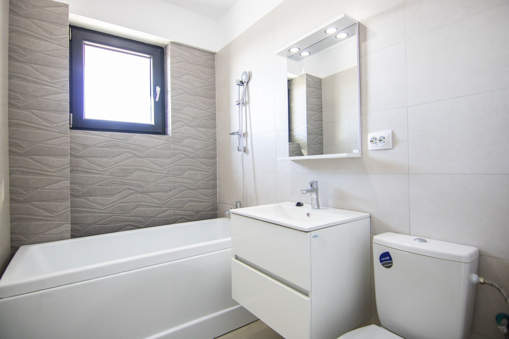 2 CAMERE – 150 mp CURTE – METROU PACII – AUTOGARA MILITARI  – COMISION 0% - Poză 15