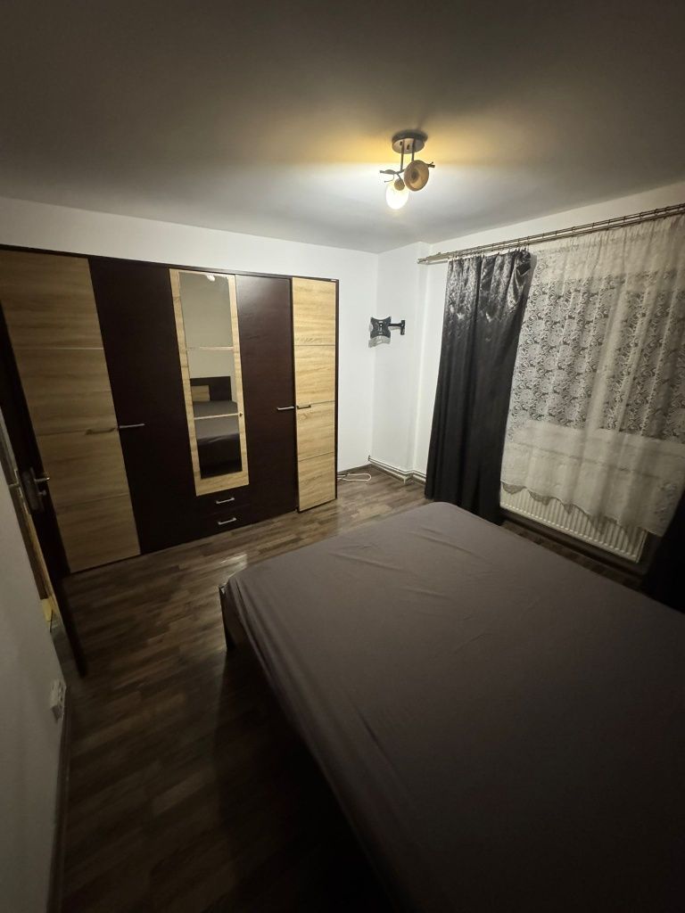 Apartament 3 camere 1 Mai - Poză 2