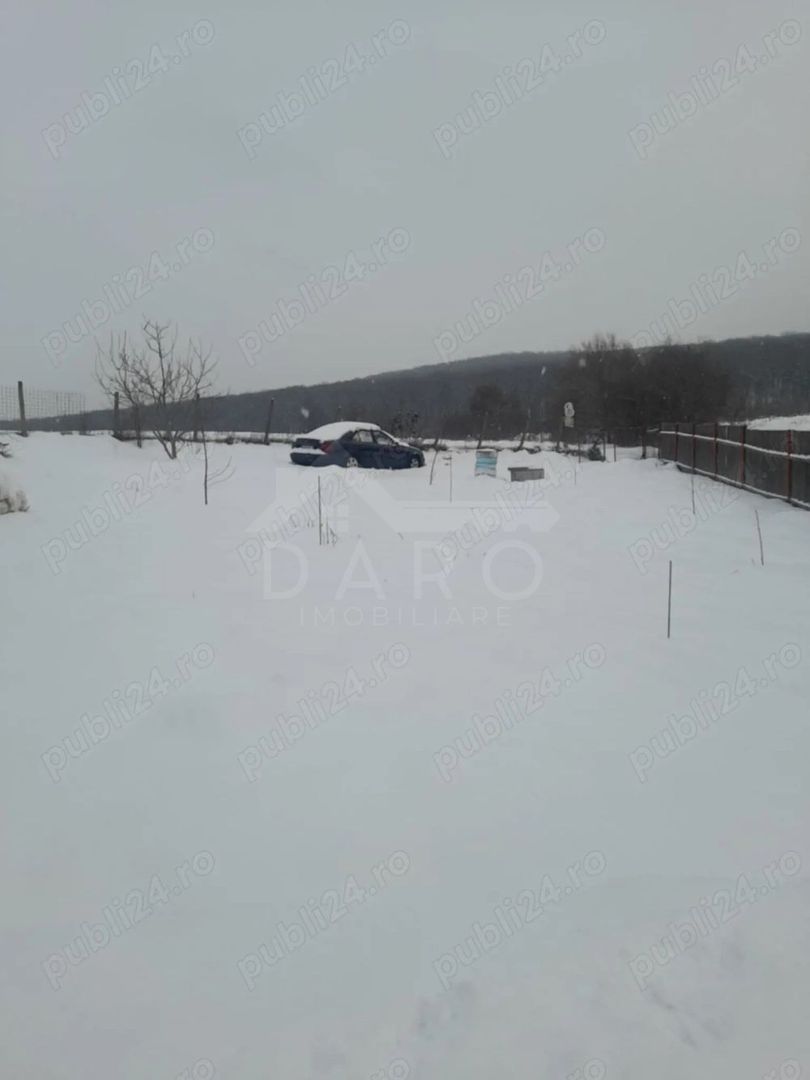 vând casă în Sângeorgiu de Mureș - Poză 8
