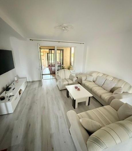 🏡 Casă Înșiruită Spațioasă cu 3 Dormitoare și Filigorie – 190.000 € - Poză 2