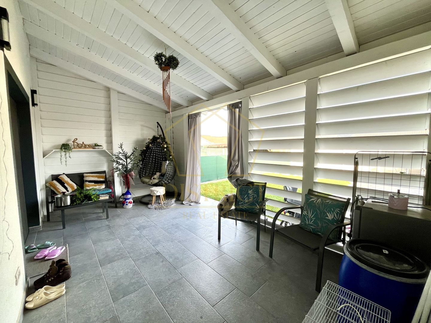 Duplex superb cu 3 camere | Mosnita Veche - Poză 12