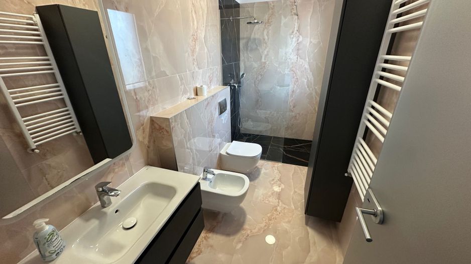 Duplex despărtit  prin garaj zona Ikea - Poză 31