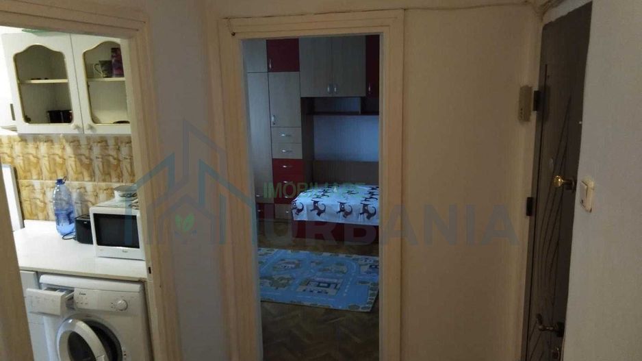 Apartament 3 camere, semidecomandat, în zona Podul de Piatra, Iași - Poză 3