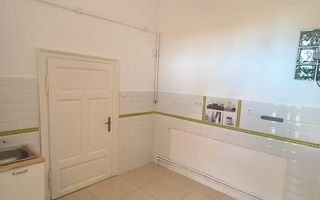 BRASADAS vinde ap 2 cam la curte comună zona CENTRALA. - Poză 7