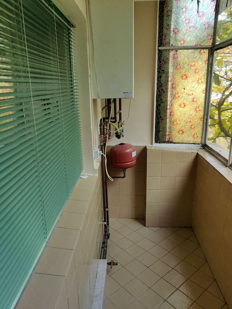 APARTAMENT DECOMANDAT  3 CAMERE CALEA ARADULUI - Poză 16