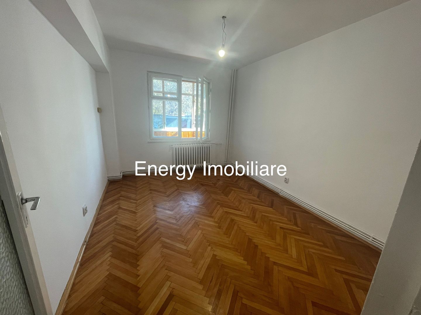 Apartament cu 2 camere, zona Tudor - Poză 4
