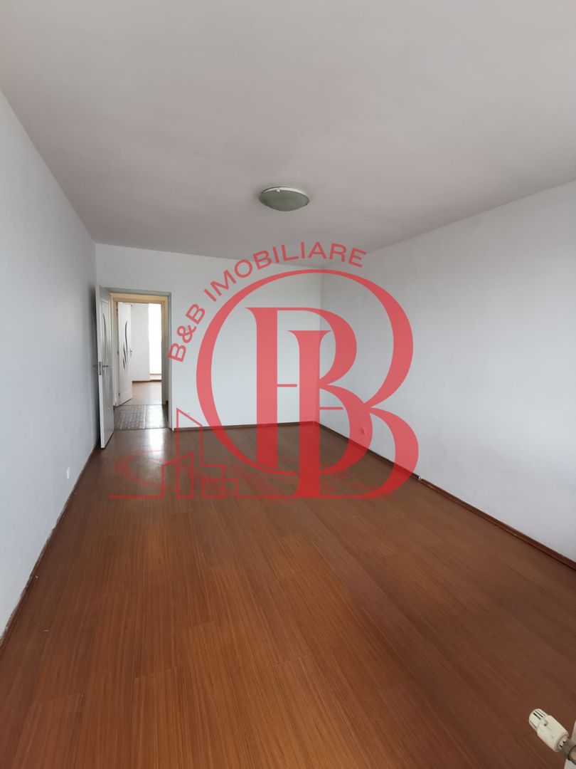 3 camere decomandat la 2 minute de metrou 1 Decembrie 1918 Ozana Titan - Poză 18