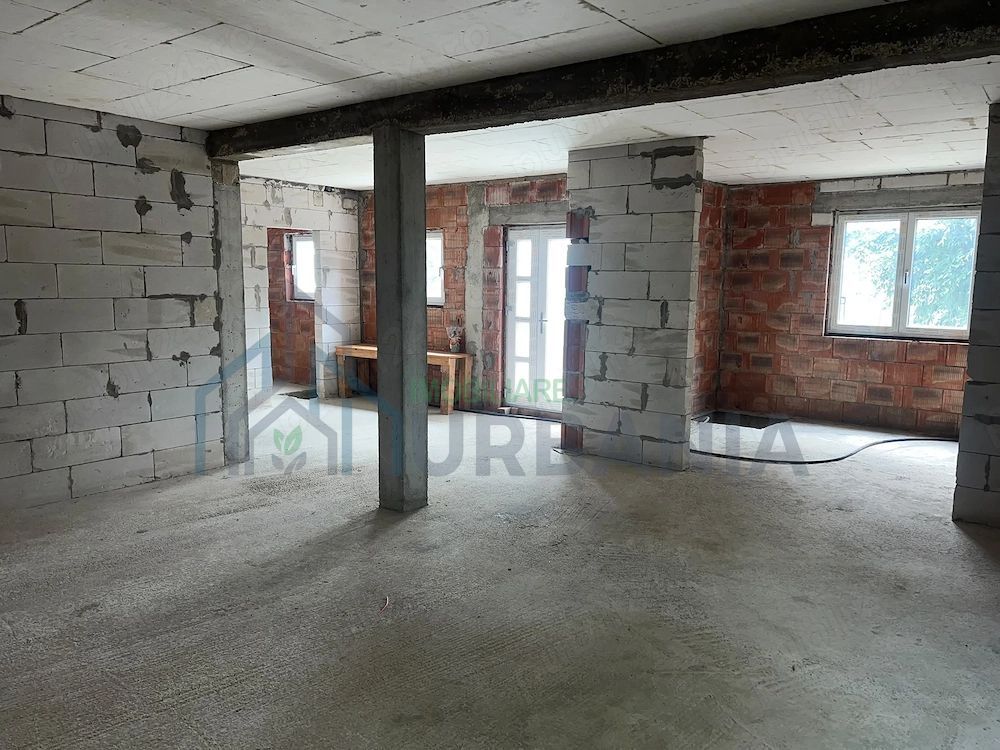 Casă nouă, 270 mp + teren 500 mp, Zona Aerodrom Pașcani - Poză 9